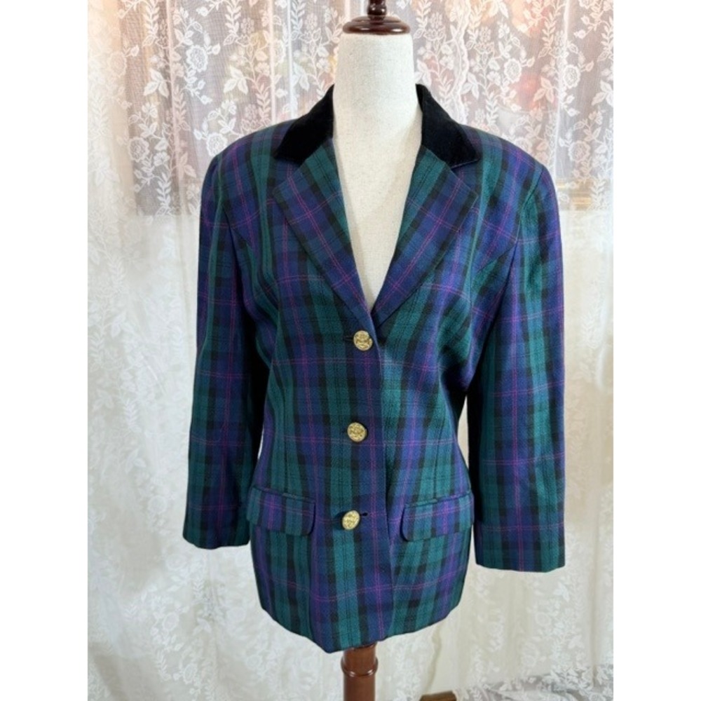 Vintage Plaid Blazer Velvet Collar Gold Crest Buttons Blue Green Tartan Jacket